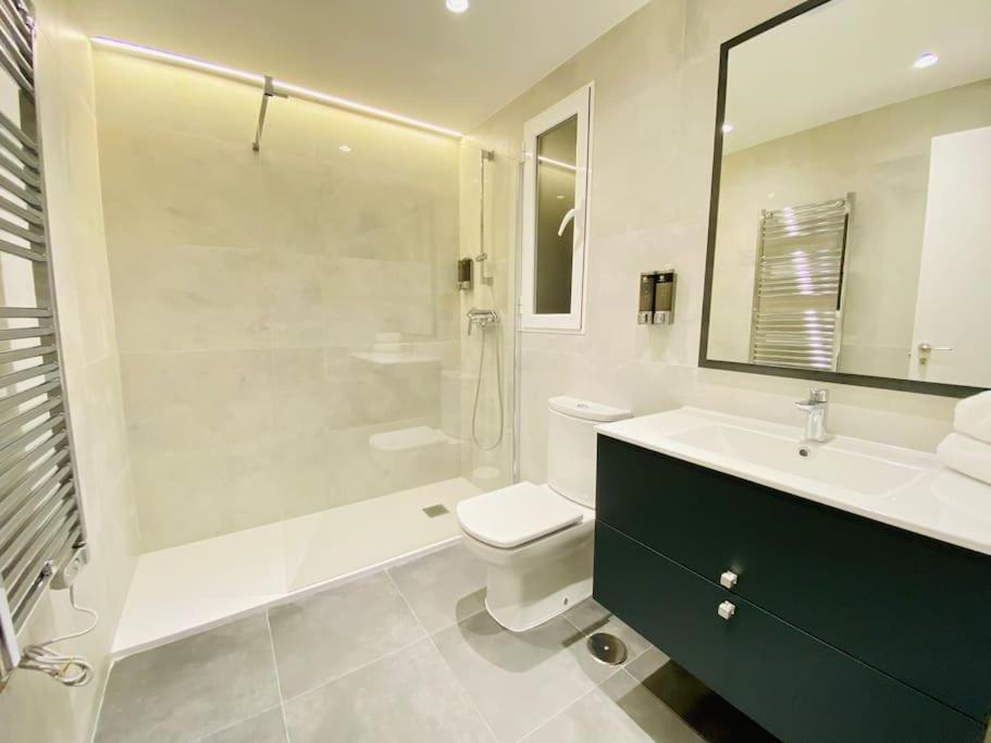 Plaza Santa Ana Ec Apartment Madrid Exterior photo